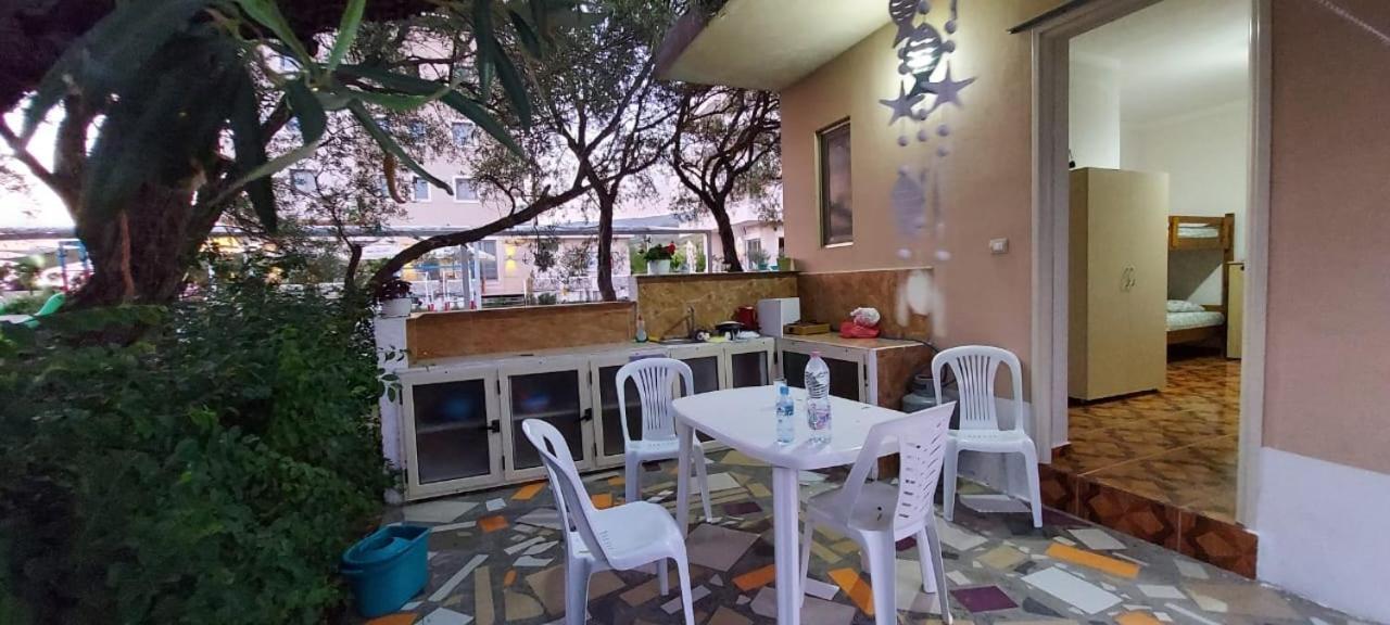 Novruzi Complex Villa Vlorë Buitenkant foto